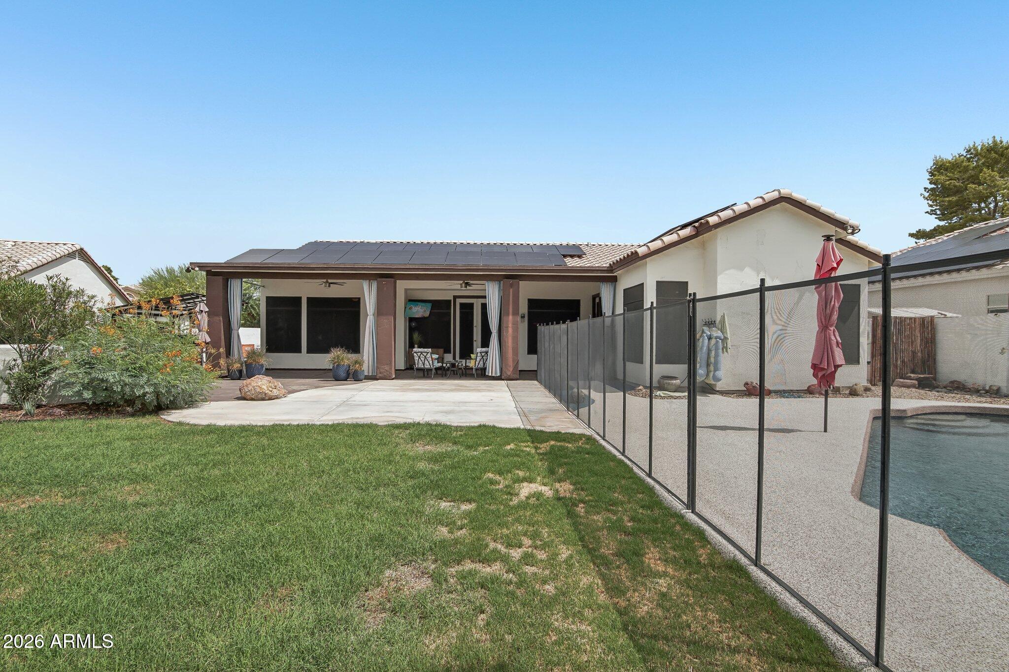7453 W PARAISO Drive