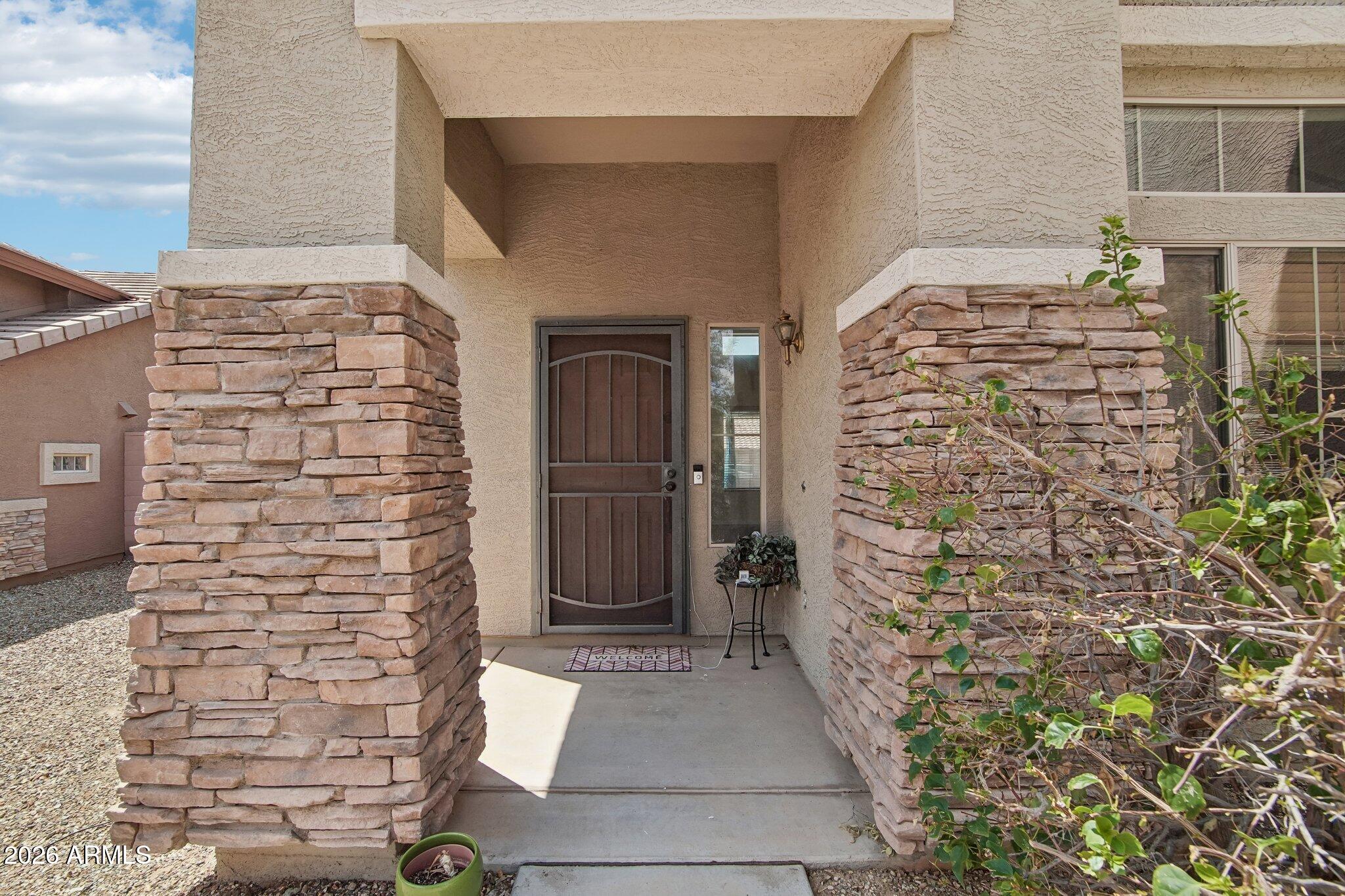 520 S 112TH Drive