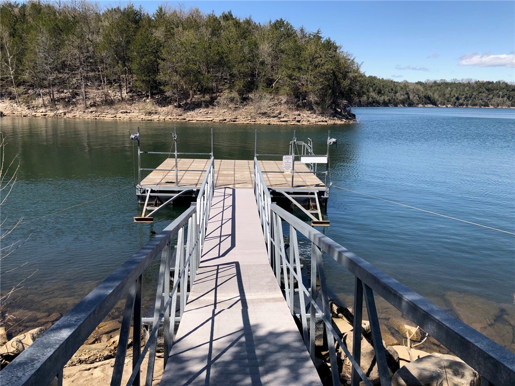 412 Oaks Landing Drive