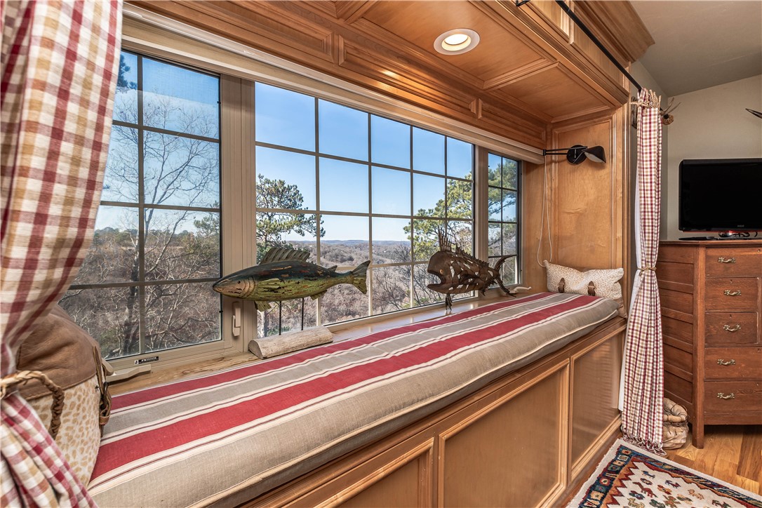 31 Mission Hills Lane