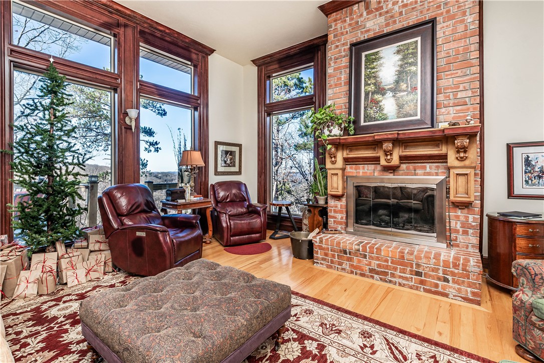 31 Mission Hills Lane