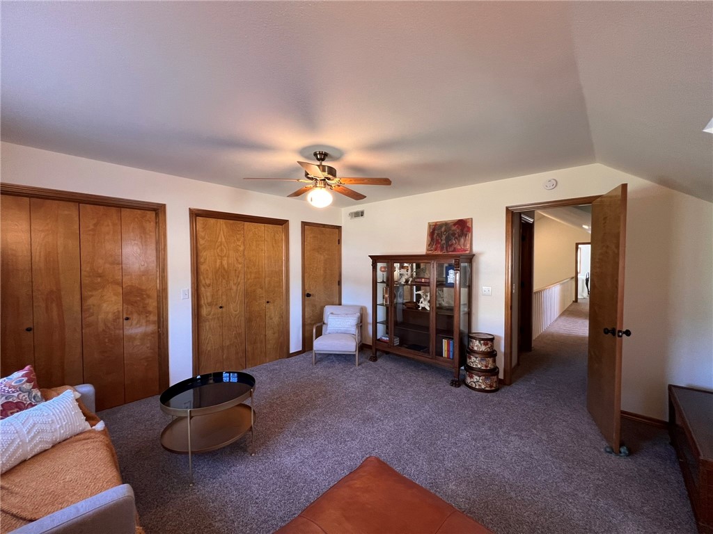 40 Lakeside Drive