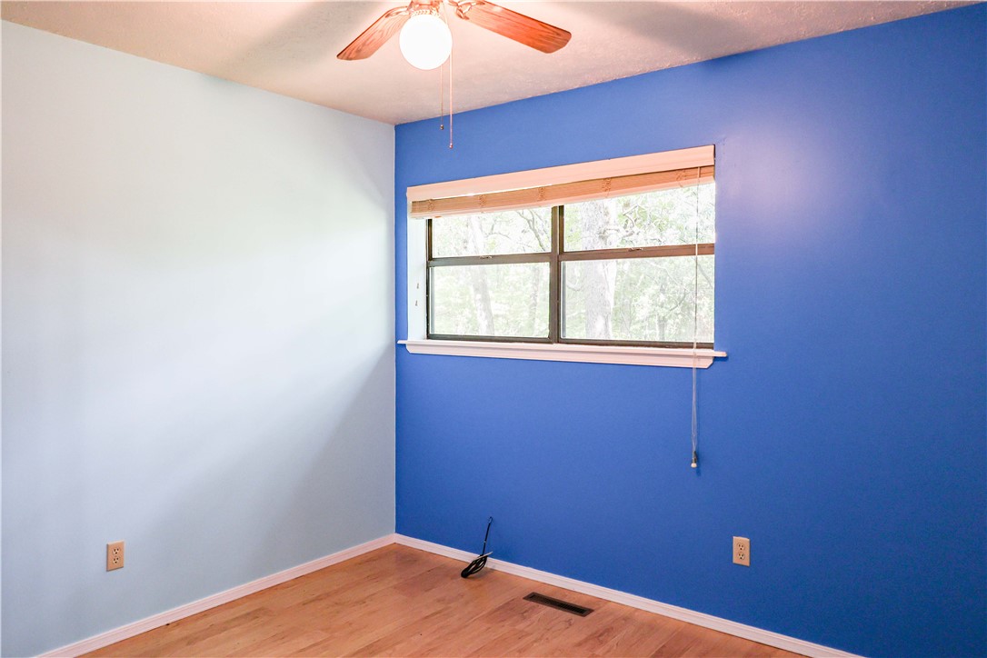 242 & 244 Hummingbird Lane