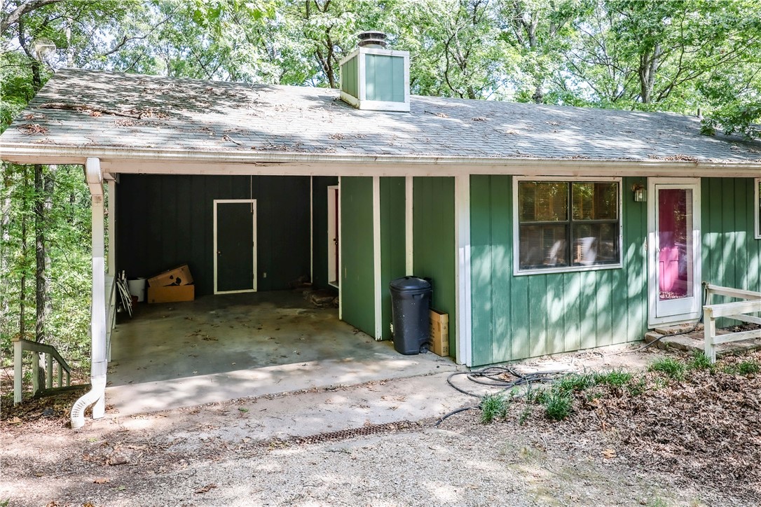 242 & 244 Hummingbird Lane