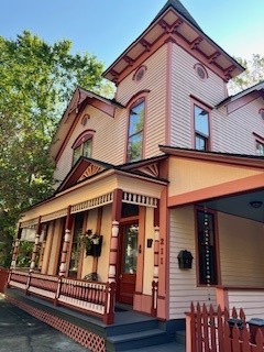 211 Spring Street