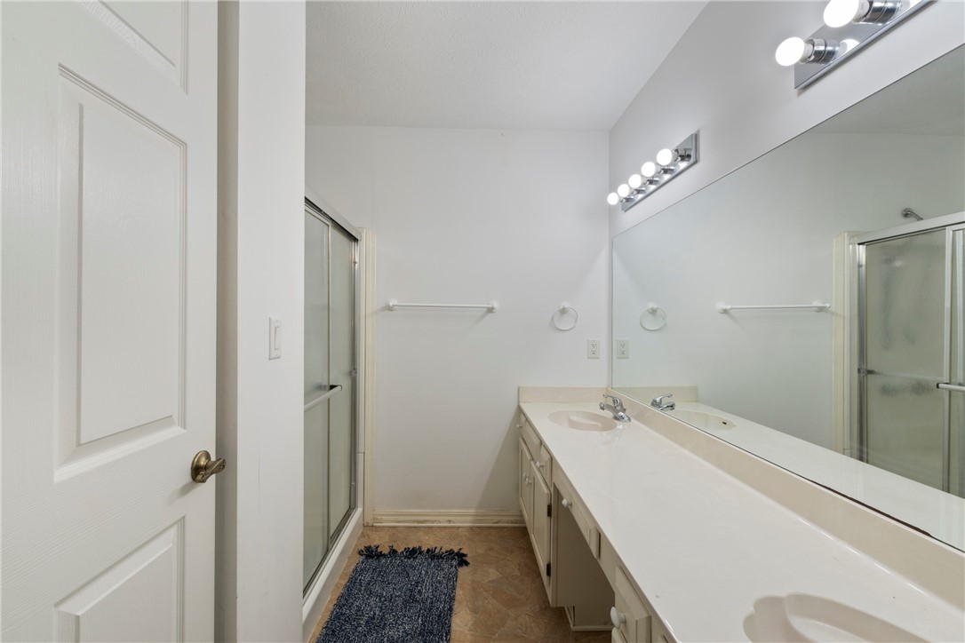 17 Pivot Rock Road 2