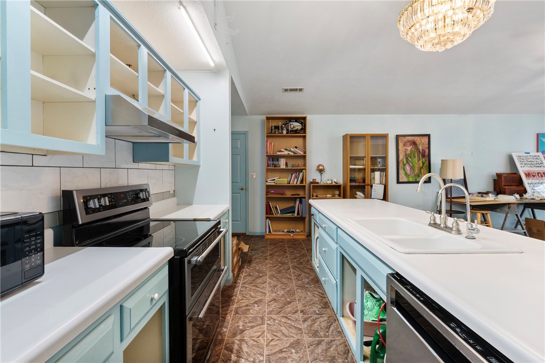 17 Pivot Rock Road 2