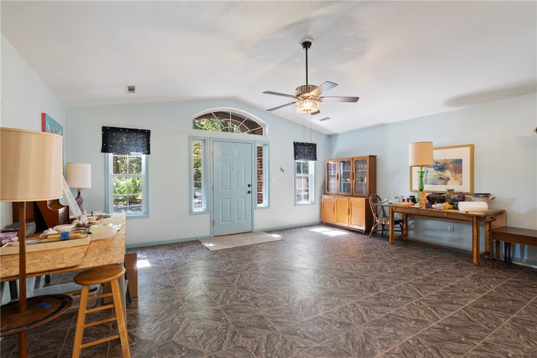 17 Pivot Rock Road 2