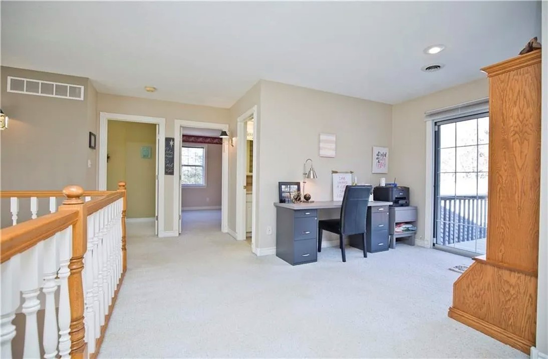 62 Thomas Circle