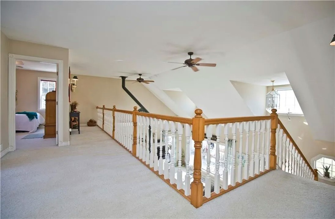 62 Thomas Circle