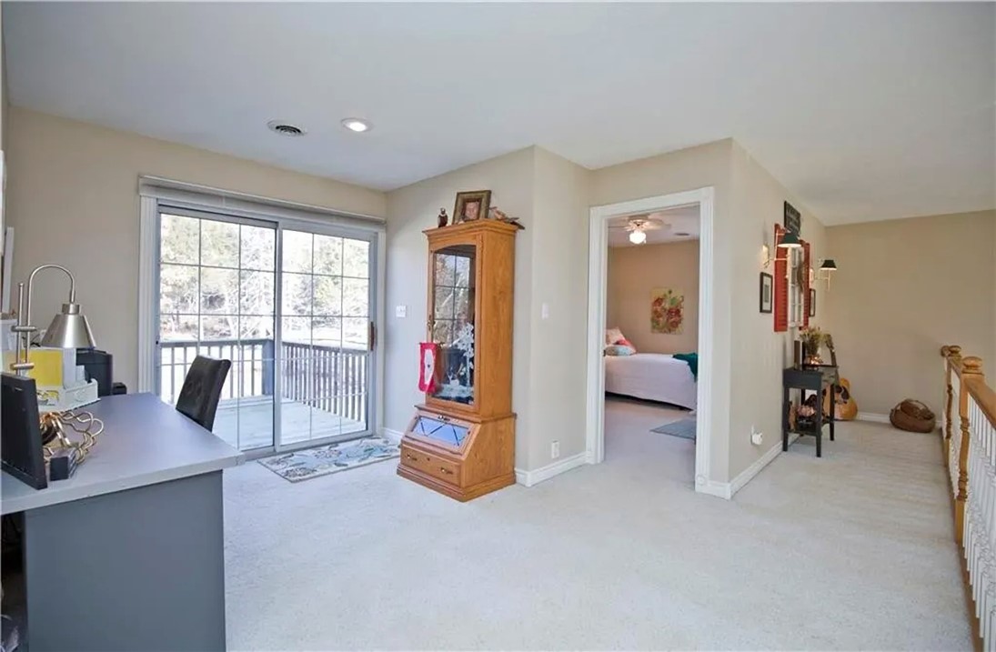 62 Thomas Circle