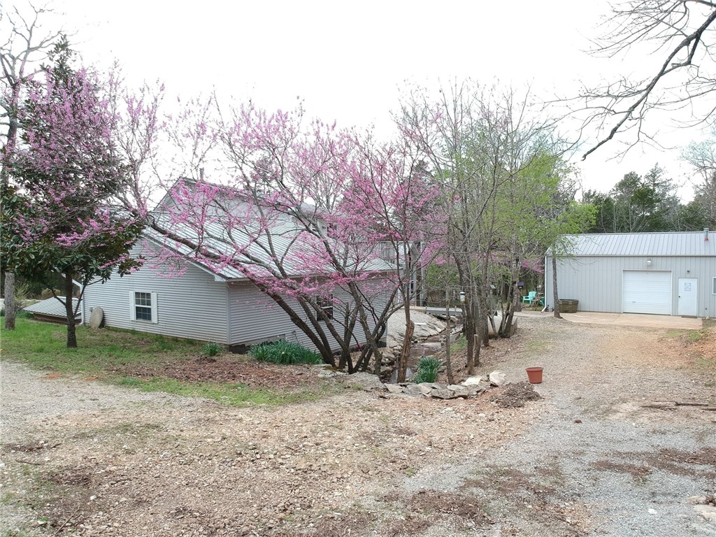 62 Thomas Circle