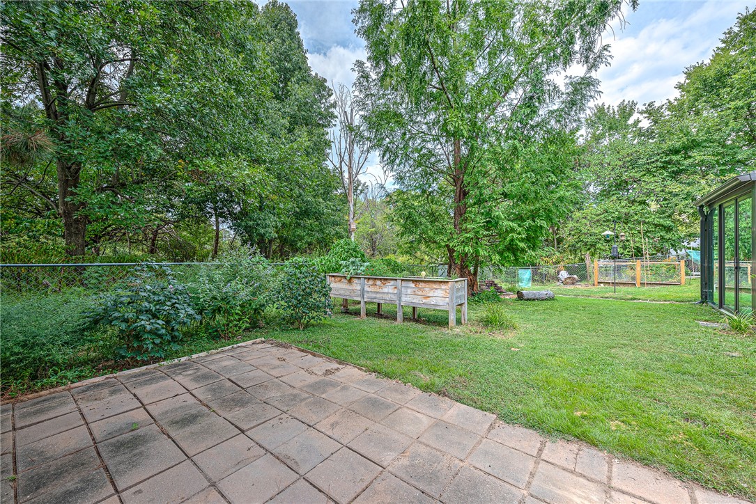 4261 N Taliesin Lane