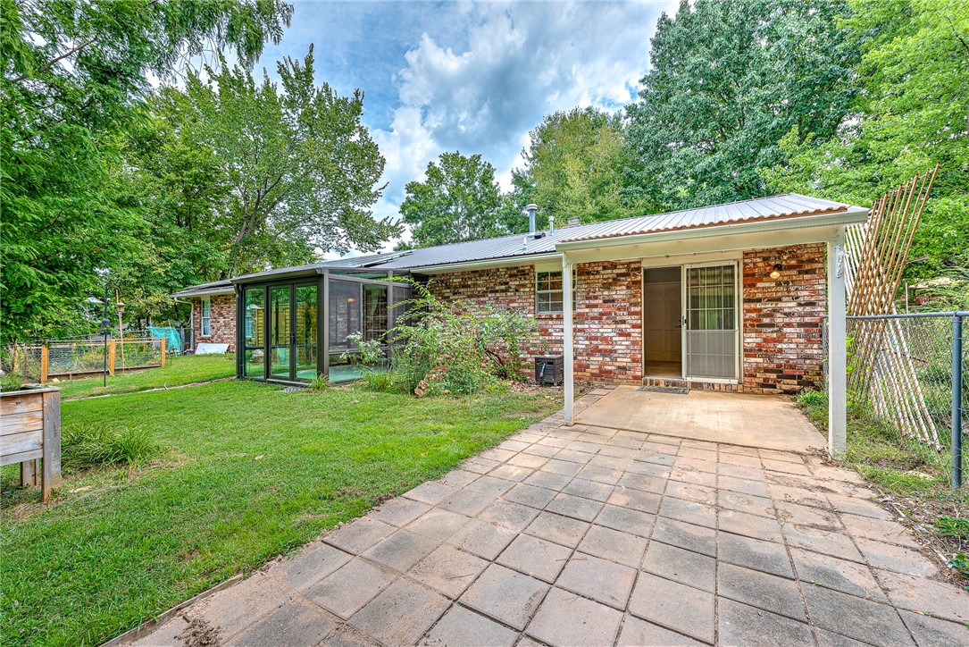4261 N Taliesin Lane