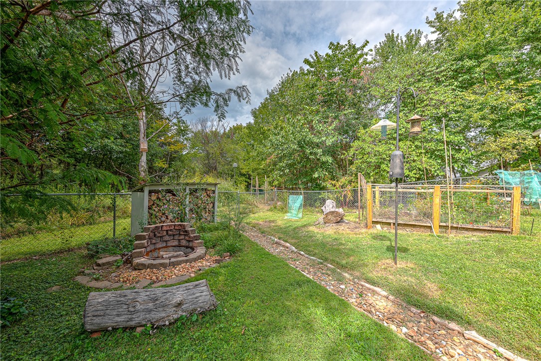 4261 N Taliesin Lane