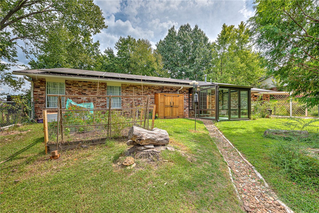 4261 N Taliesin Lane
