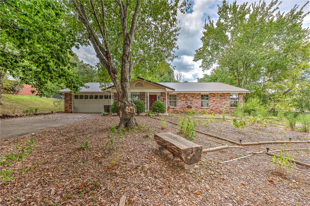 4261 N Taliesin Lane