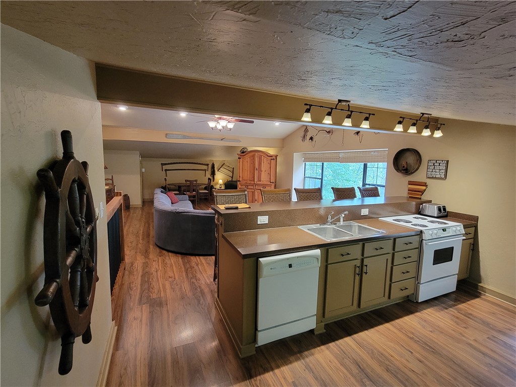 914 County Road 156