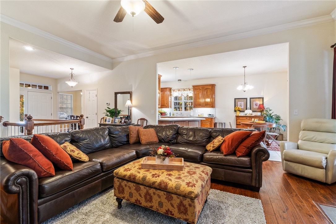 7 Longridge Lane