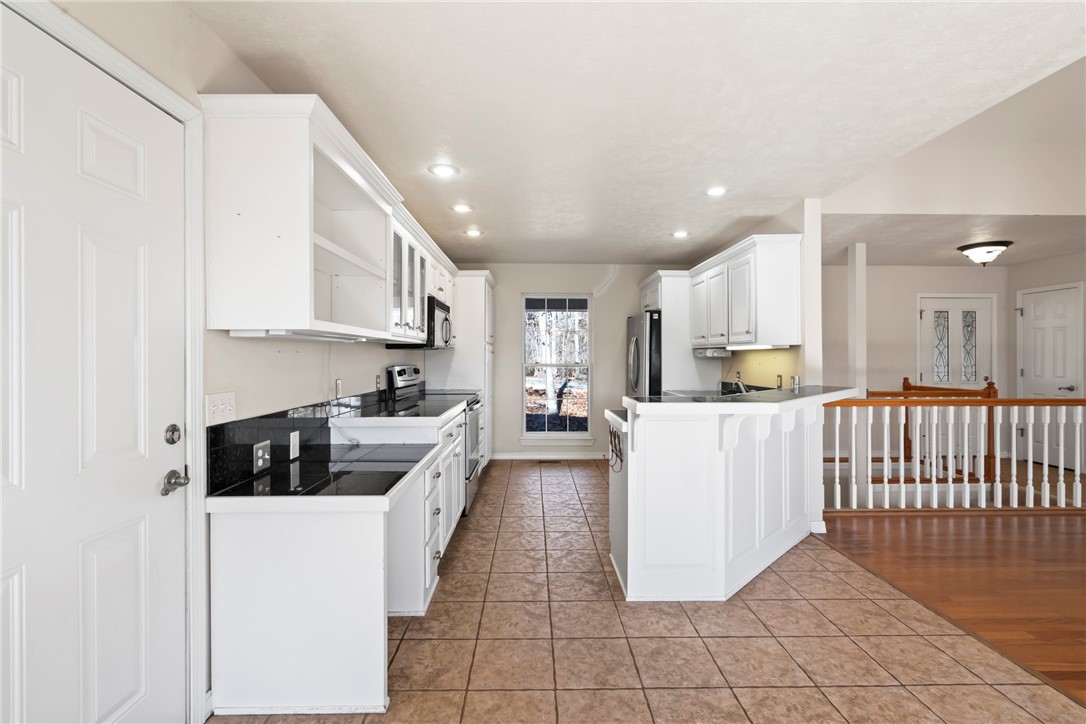 8 Doral Lane