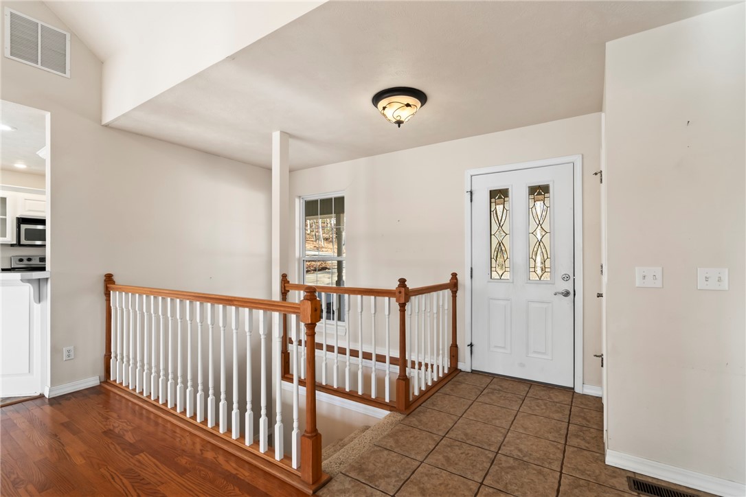 8 Doral Lane