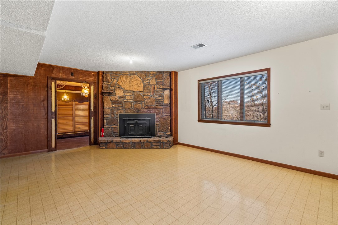 2392 Highway 23