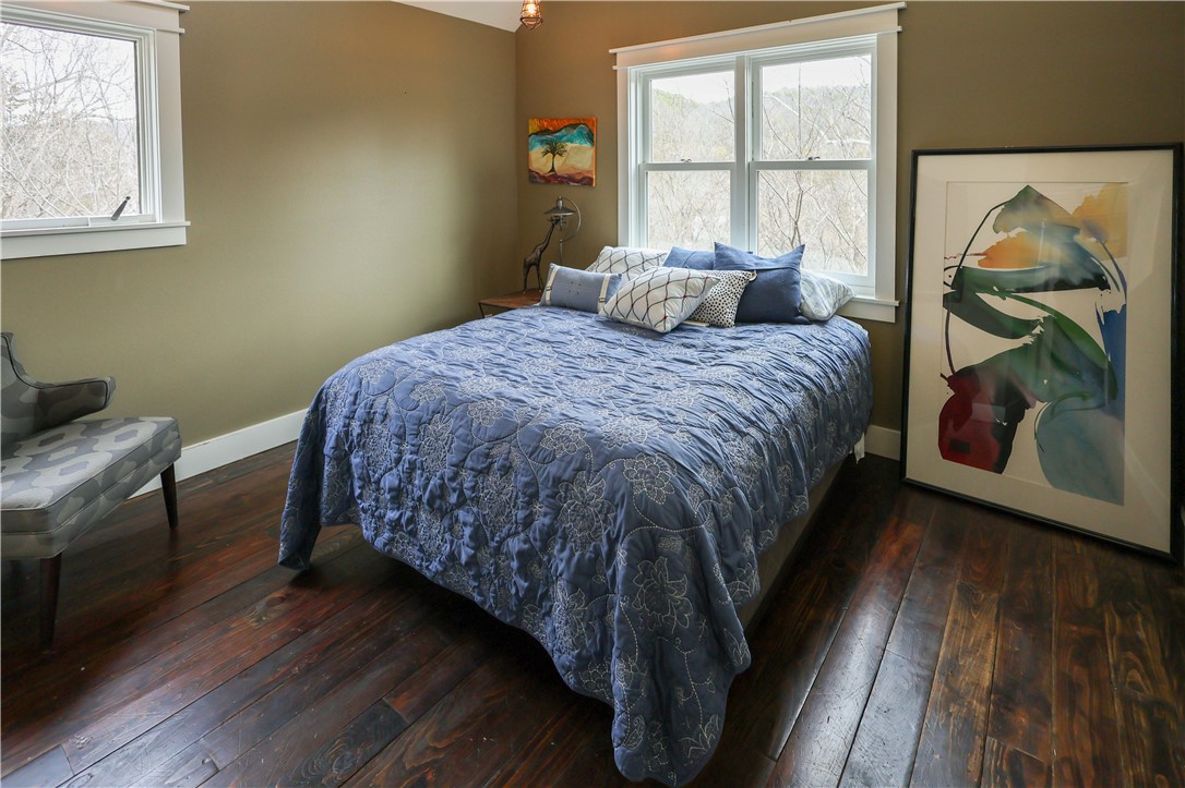 37 Hillside Avenue