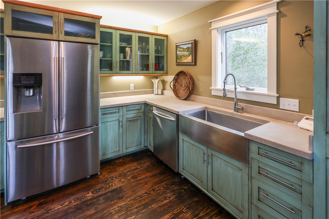 37 Hillside Avenue