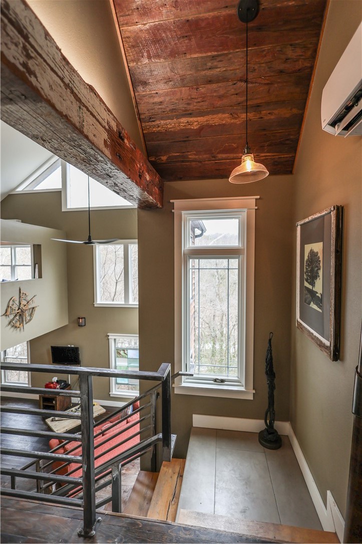 37 Hillside Avenue