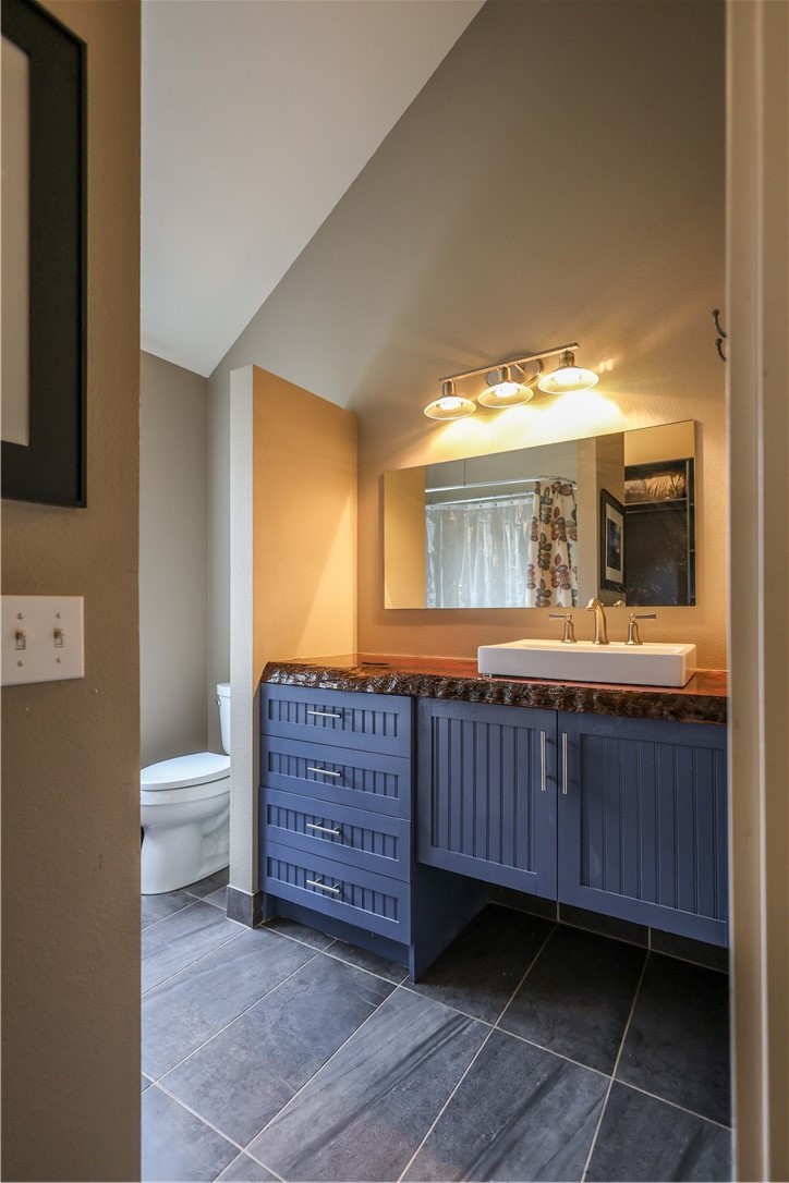37 Hillside Avenue