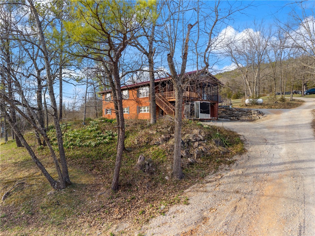 770 Highway 187