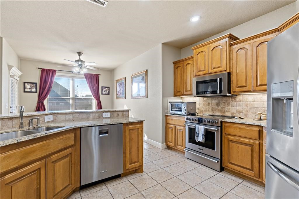 4439 W Lofty Wood Drive