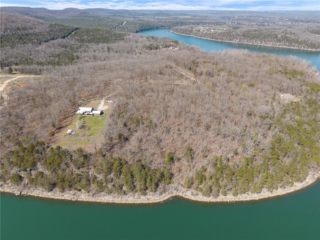 000 Oaks Landing Drive