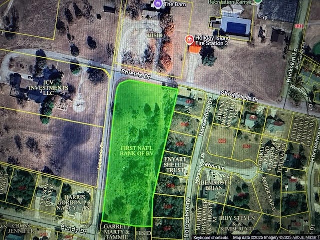 Lakeside & Shields Drive 125