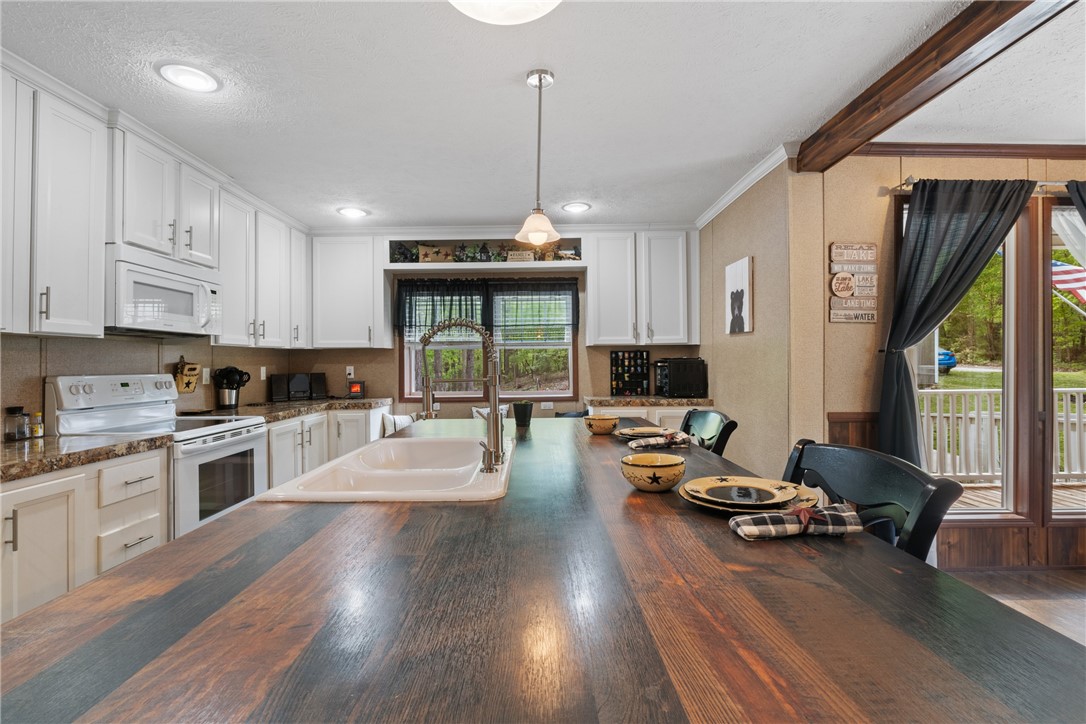 9980 Kirk Hollow Road