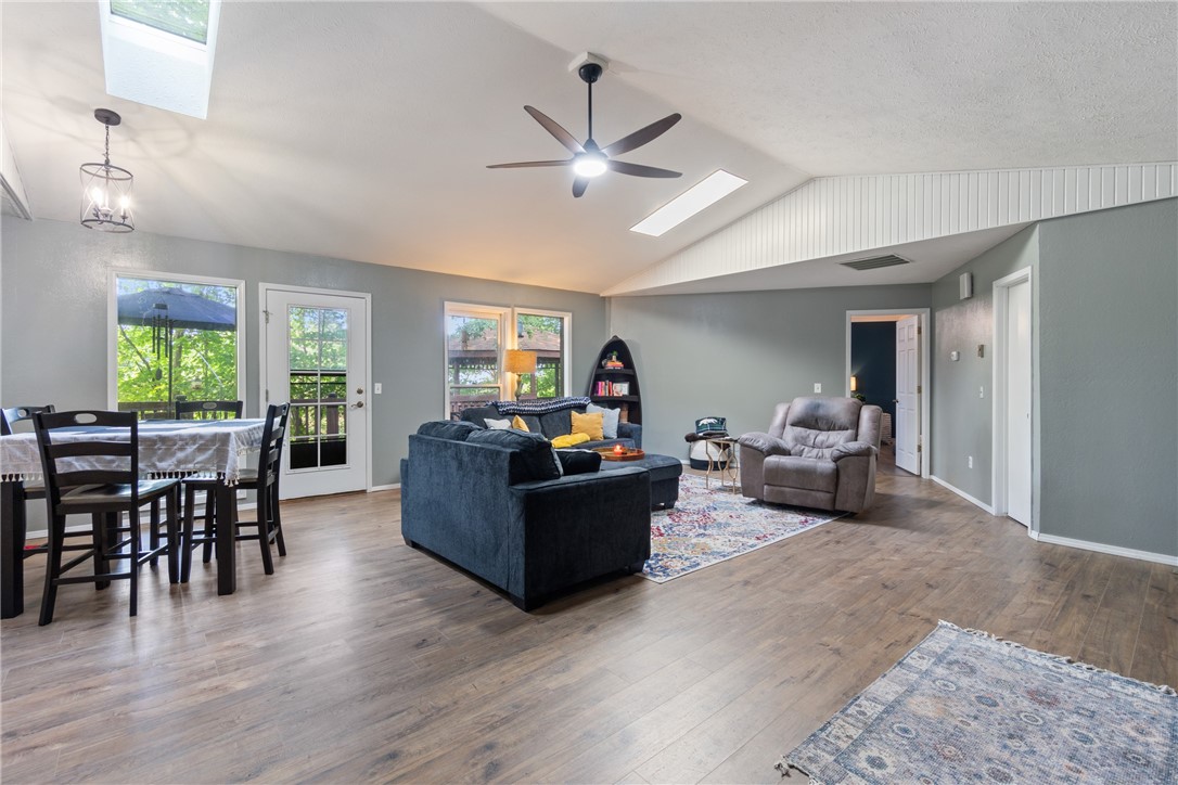 3 Summit Drive