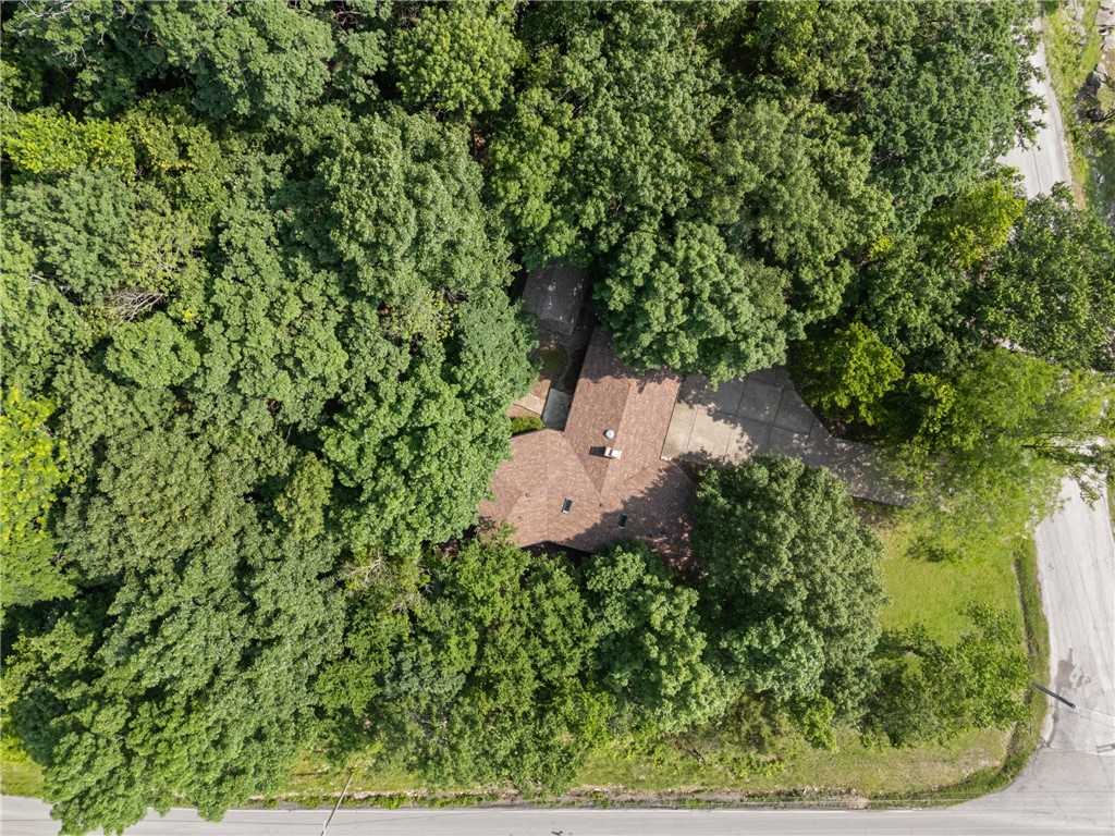 3 Summit Drive