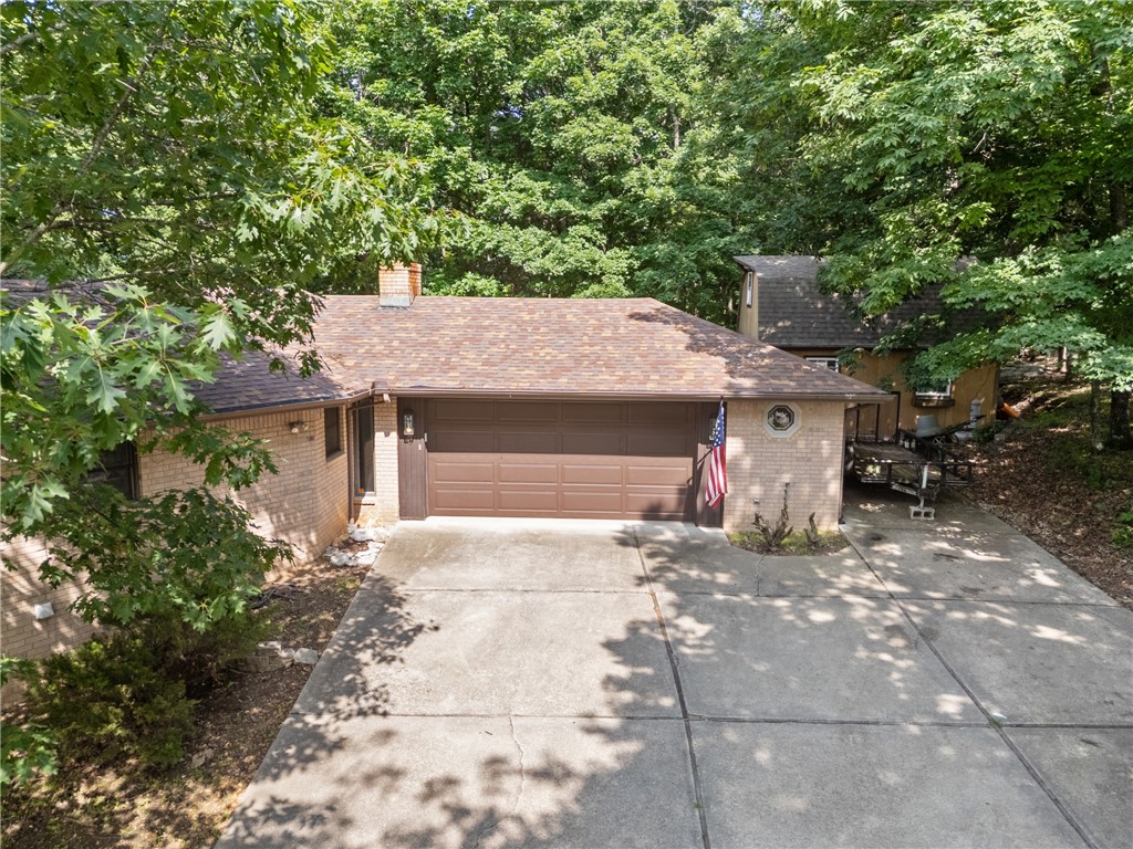 3 Summit Drive