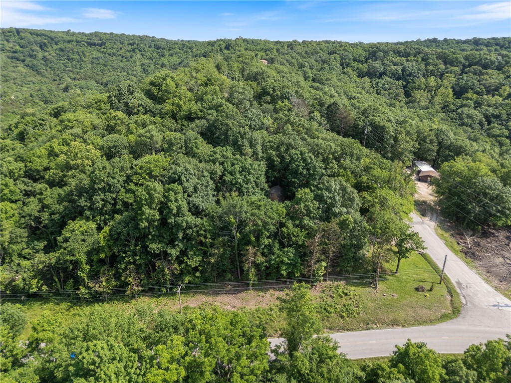 3 Summit Drive