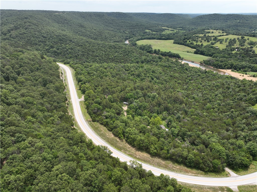 6937 Highway 221
