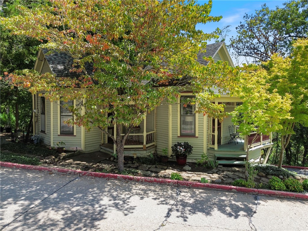 3 Prospect Avenue