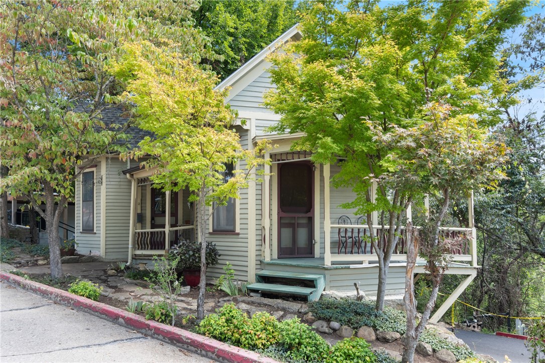 3 Prospect Avenue