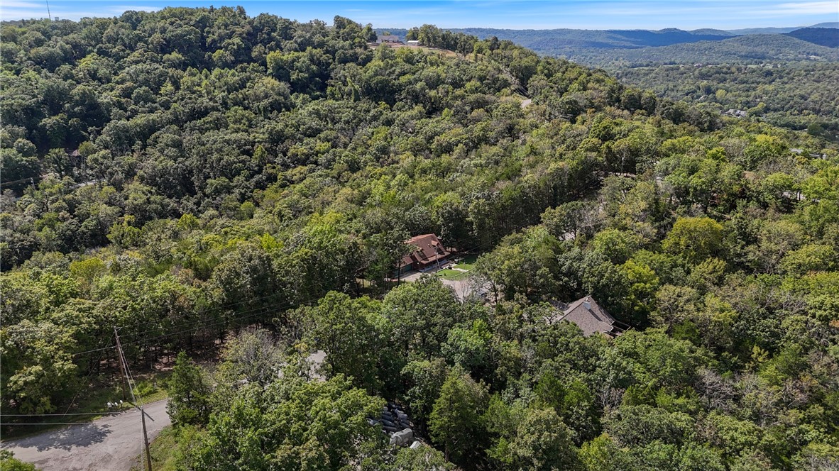 8 Twin Peak Drive
