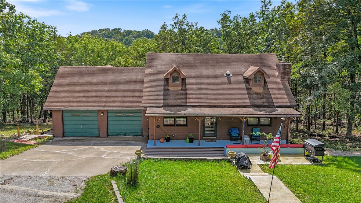 8 Twin Peak Drive