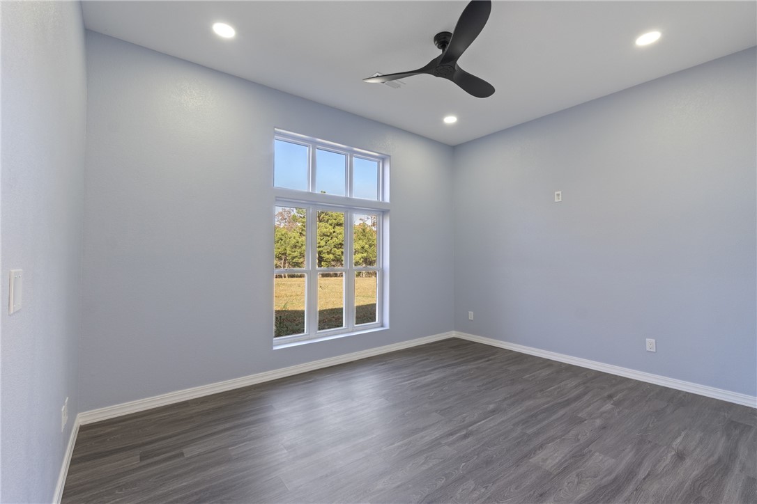 40 County Road 2404