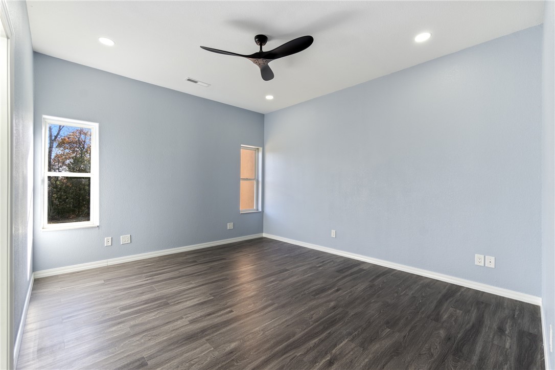40 County Road 2404