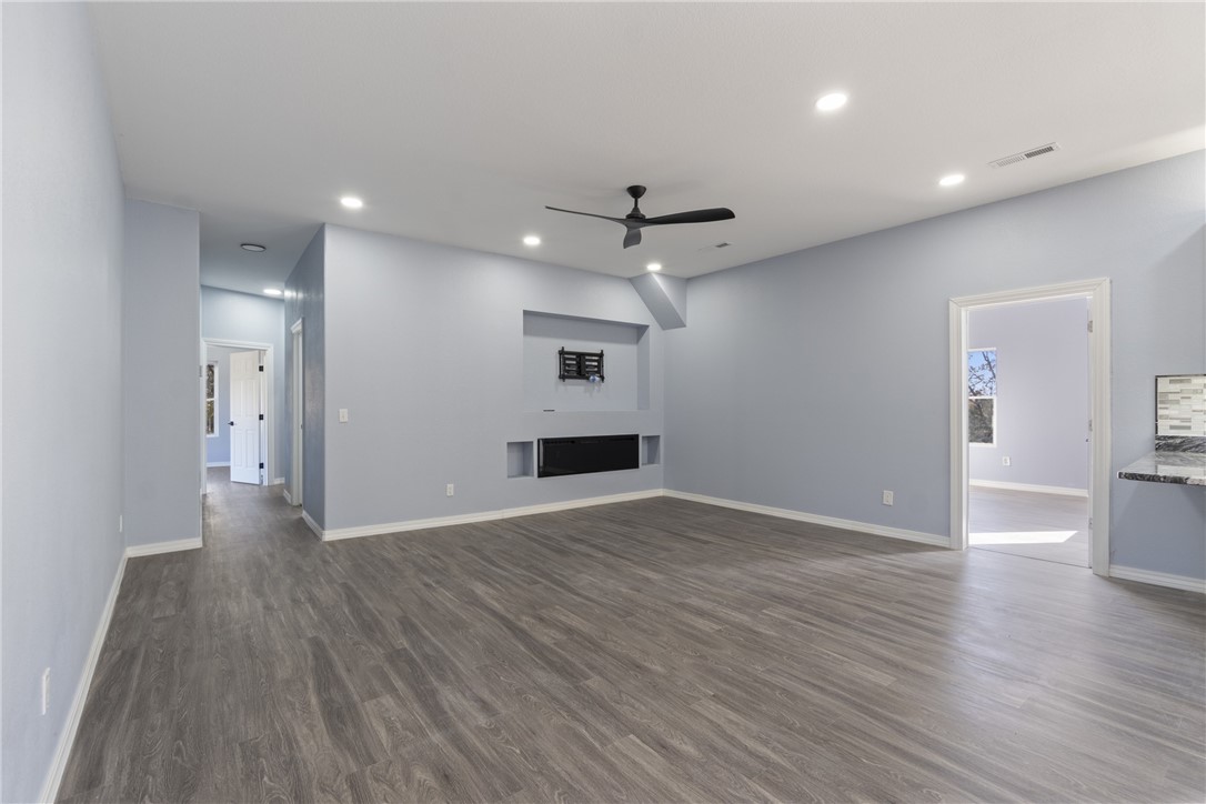 40 County Road 2404
