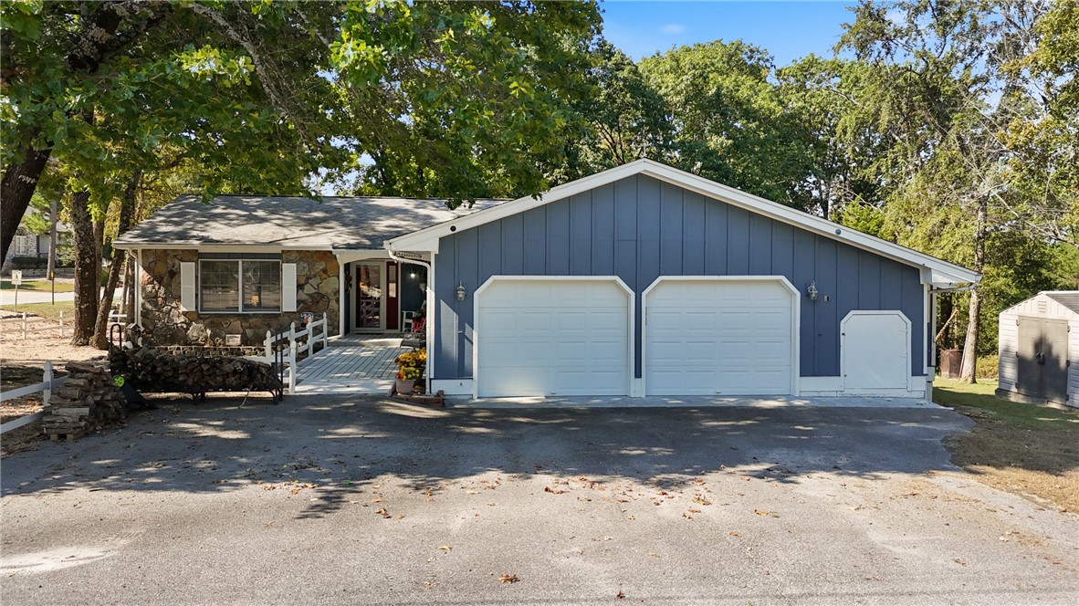 13 Country Club Drive