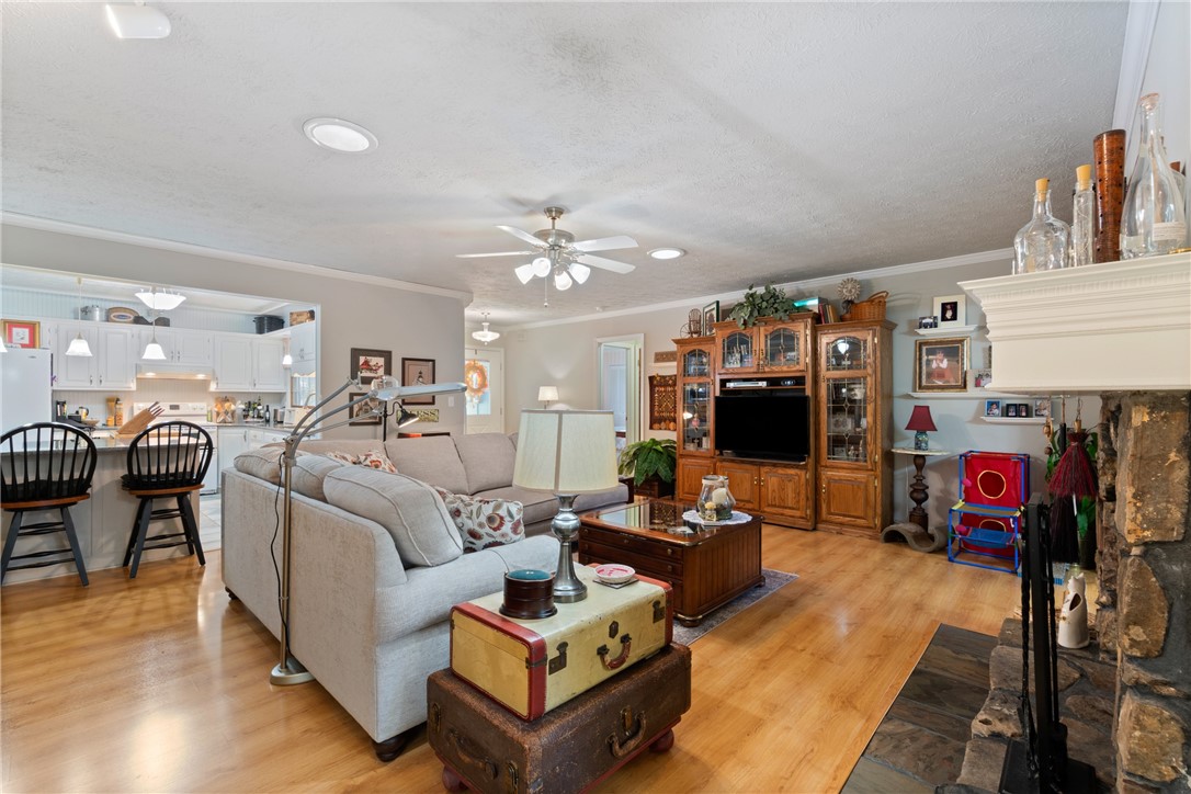 13 Country Club Drive