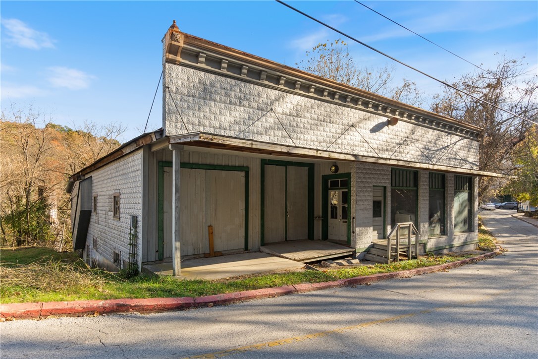 75 Center Street